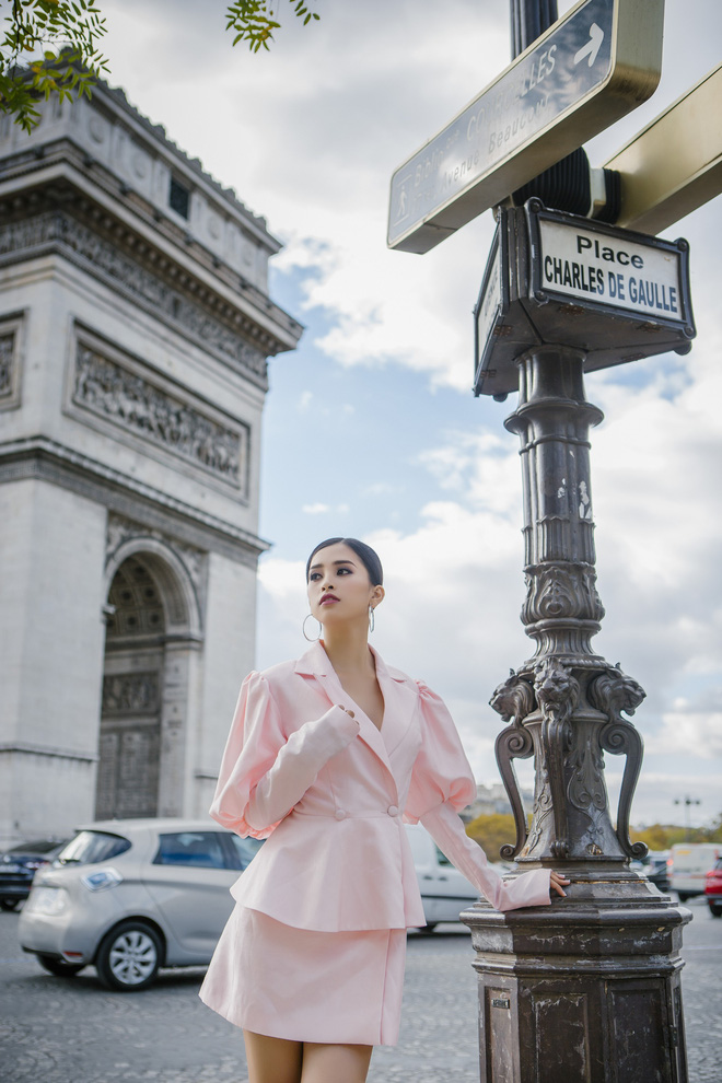 Hoa hậu Tiểu Vy gây dậy sóng MXH với thần thái đầy sắc sảo và thu hút trong bộ ảnh chụp tại Pháp - Ảnh 9.